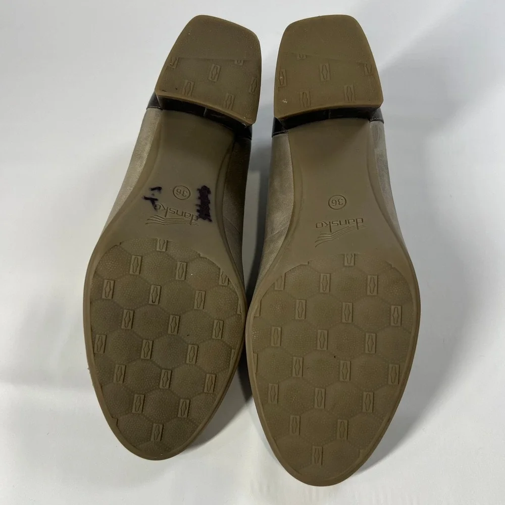 Dansko Preston Heeled Loafers Stone Nubuck‎ & Black Leather Comfort EU 37 US 7